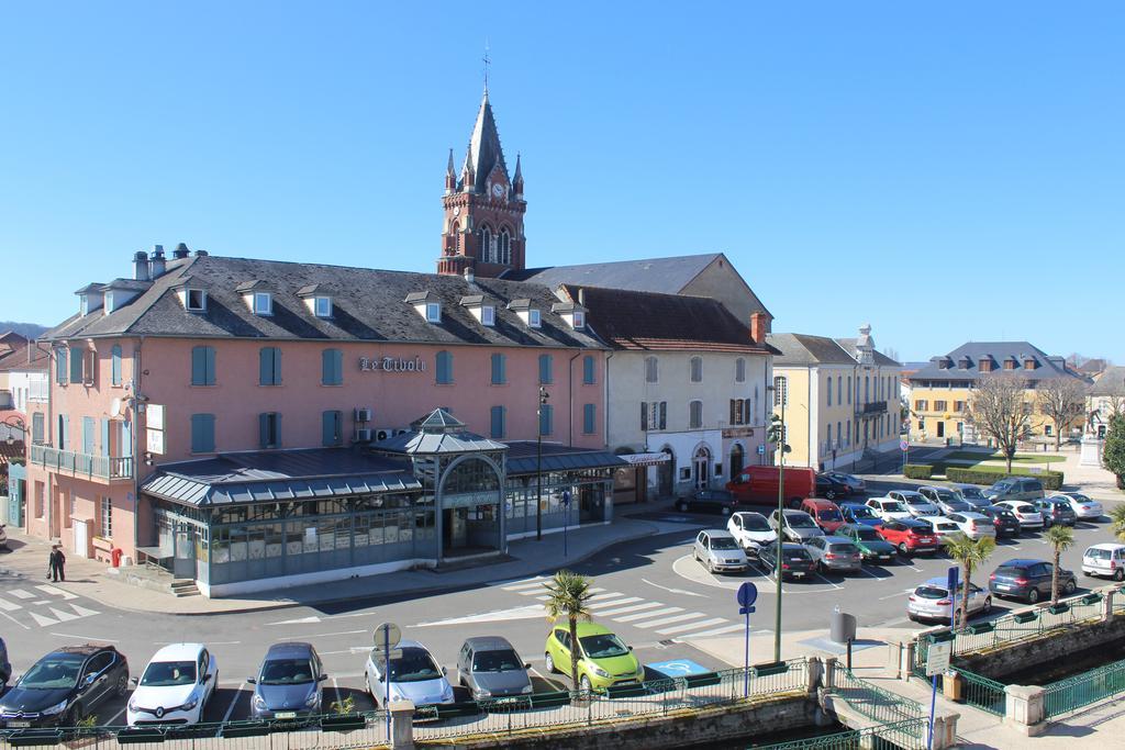 Hotel Le Tivoli Vic-en-Bigorre Exterior photo